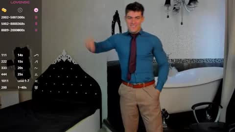 WilsonJules online show from November 1, 5:44 am