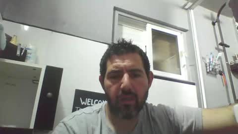 Snapshot of windowpane5 chatting on January 10, 6:28 pm windowpane online show from January 10, 6:28 pm