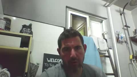 Snapshot of windowpane5 chatting on September 22, 10:09 pm windowpane online show from September 22, 10:09 pm