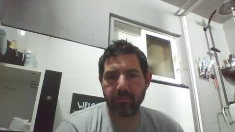 Snapshot of windowpane5 chatting on January 11, 7:17 am windowpane online show from January 11, 7:17 am