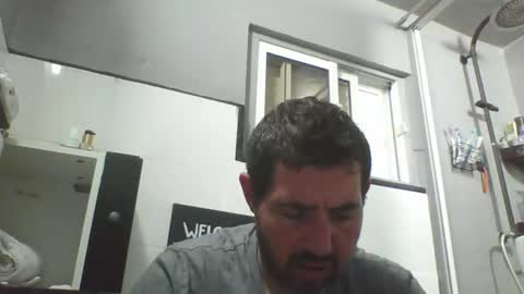 Snapshot of windowpane5 chatting on December 31, 10:01 pm windowpane online show from December 31, 10:01 pm