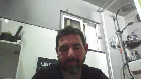 Snapshot of windowpane5 chatting on February 5, 11:39 pm windowpane online show from February 5, 11:39 pm