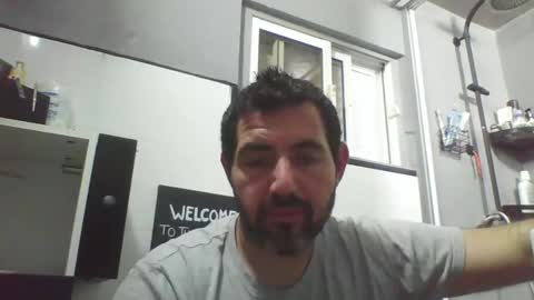 Snapshot of windowpane5 chatting on January 8, 8:29 pm windowpane online show from January 8, 8:29 pm