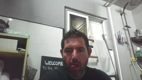 Snapshot of windowpane5 chatting on October 2, 10:25 pm windowpane online show from October 2, 10:25 pm