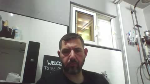 Snapshot of windowpane5 chatting on January 12, 11:28 am windowpane online show from January 12, 11:28 am