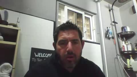 Snapshot of windowpane5 chatting on March 8, 12:06 pm windowpane online show from March 8, 12:06 pm