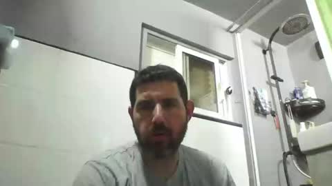 Snapshot of windowpane5 chatting on February 12, 7:35 pm windowpane online show from February 12, 7:35 pm