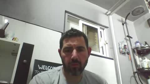 Snapshot of windowpane5 chatting on January 28, 8:36 pm windowpane online show from January 28, 8:36 pm