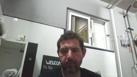 Snapshot of windowpane5 chatting on December 29, 1:56 am windowpane online show from December 29, 1:56 am