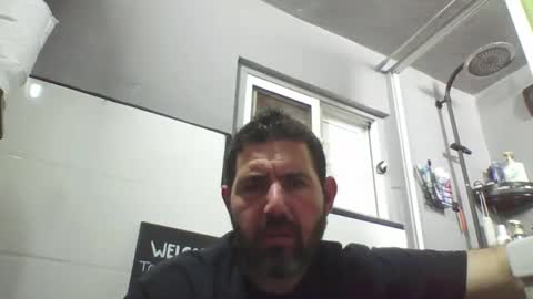 Snapshot of windowpane5 chatting on February 15, 1:27 pm windowpane online show from February 15, 1:27 pm