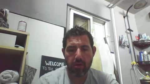 Snapshot of windowpane5 chatting on October 8, 9:19 pm windowpane online show from October 8, 9:19 pm