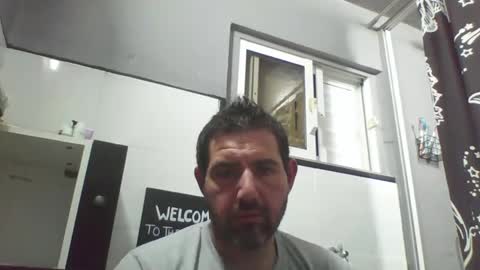 Snapshot of windowpane5 chatting on December 27, 7:57 pm windowpane online show from December 27, 7:57 pm