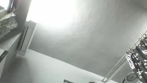 Snapshot of windowpane5 chatting on February 2, 11:42 pm windowpane online show from February 2, 11:42 pm