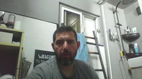 Snapshot of windowpane5 chatting on September 11, 10:20 pm windowpane online show from September 11, 10:20 pm