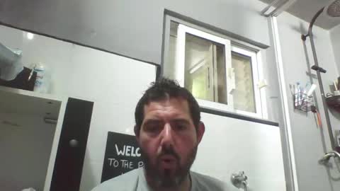 Snapshot of windowpane5 chatting on January 9, 8:55 pm windowpane online show from January 9, 8:55 pm