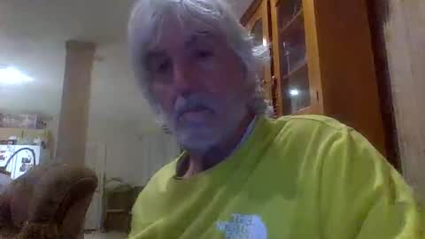 Charlie online show from February 1, 3:05 am