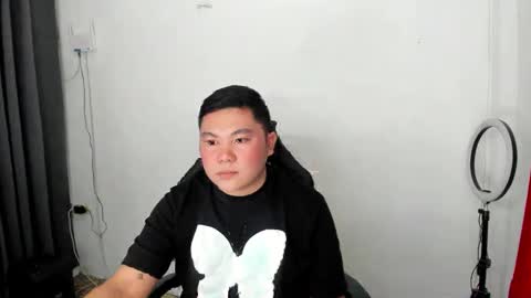 Snapshot of winter_snowxx chatting on February 8, 7:37 am Mel online show from February 8, 7:37 am