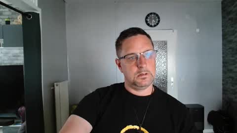 Dirty online show from May 3, 2:31 pm
