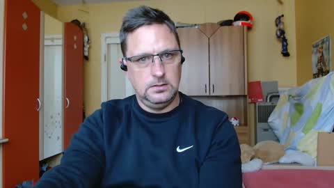 Dirty online show from May 11, 4:04 pm