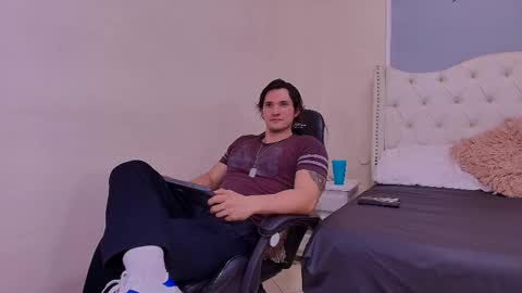 Wiston online show from March 17, 1:24 pm