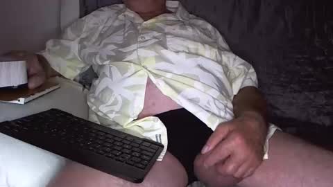 Snapshot of wobbel chatting on October 18, 6:02 pm wobbel online show from October 18, 6:02 pm