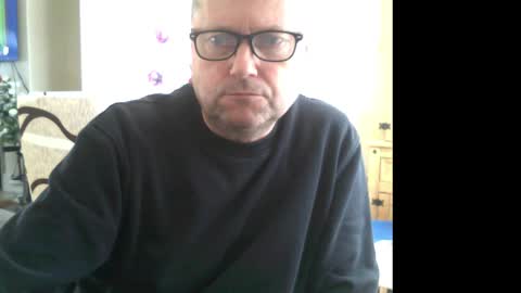 Snapshot of wobble444 chatting on March 6, 11:47 am wobble444 online show from March 6, 11:47 am