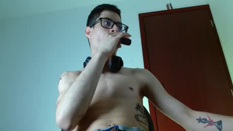  W O L F  online show from February 9, 11:59 am