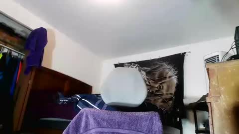 wolfman79 online show from October 28, 10:50 am