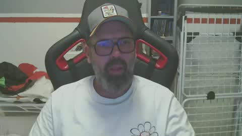 Adam online show from December 7, 1:04 am