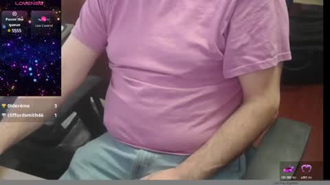 Snapshot of woodworker6473 chatting on February 15, 8:34 pm woodworker6473 online show from February 15, 8:34 pm