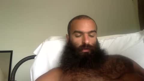 woof_wolf37 online show from May 15, 4:37 pm