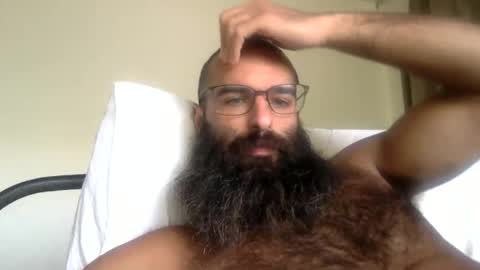 woof_wolf37 online show from April 30, 5:31 pm