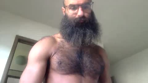 woof_wolf37 online show from April 28, 3:28 pm