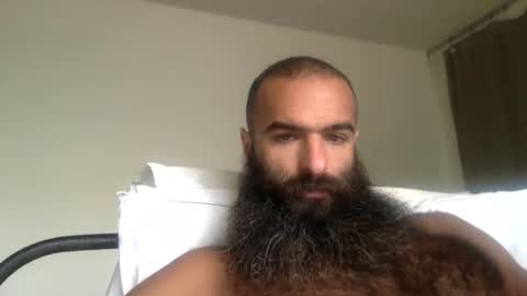 woof_wolf37 online show from May 9, 3:35 pm