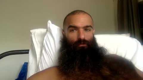 woof_wolf37 online show from May 5, 6:30 pm