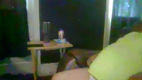 Snapshot of woperator3 chatting on December 6, 3:00 pm woperator3 online show from December 6, 3:00 pm