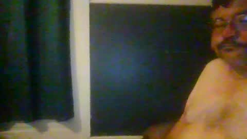 Snapshot of woperator3 chatting on January 30, 1:33 am woperator3 online show from January 30, 1:33 am