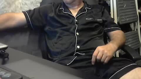 Matt online show from November 4, 3:29 am