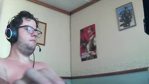 Snapshot of worsie333 chatting on December 28, 9:20 am worsie online show from December 28, 9:20 am