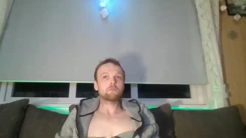 wulffi95 online show from February 22, 4:07 am