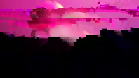 Snapshot of wundrsword33 chatting on October 9, 11:48 am BONER DONOR online show from October 9, 11:48 am