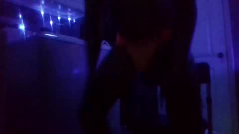 Snapshot of wundrsword33 chatting on January 19, 1:53 am BONER DONOR online show from January 19, 1:53 am