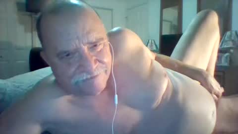 Snapshot of wvmountainlover chatting on February 14, 5:51 am wvmountainlover online show from February 14, 5:51 am