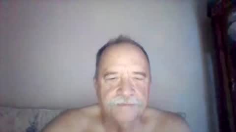 Snapshot of wvmountainlover chatting on December 11, 11:21 am wvmountainlover online show from December 11, 11:21 am