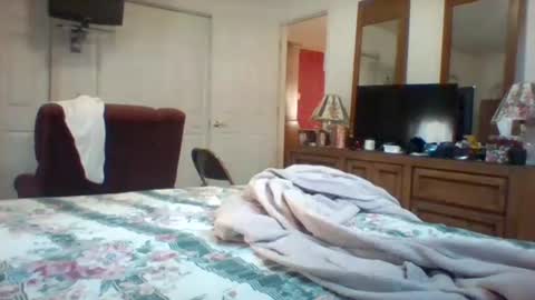 Snapshot of wvmountainlover chatting on January 13, 7:31 pm wvmountainlover online show from January 13, 7:31 pm