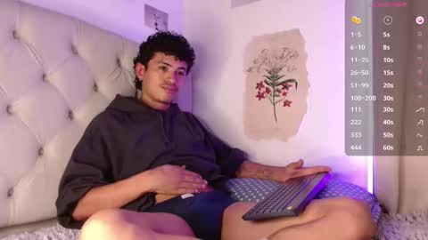 wyatt online show from September 13, 8:21 pm