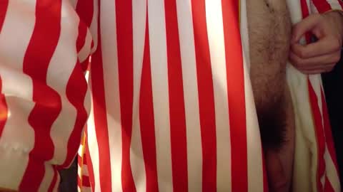 Snapshot of wyattfans_ chatting on October 23, 1:42 am Wyatt online show from October 23, 1:42 am