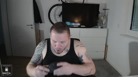 x19marco93x online show from December 8, 12:08 pm