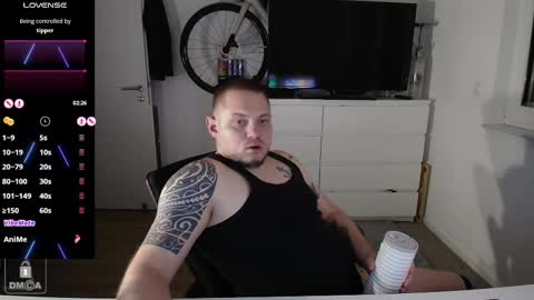 x19marco93x online show from March 7, 7:49 pm