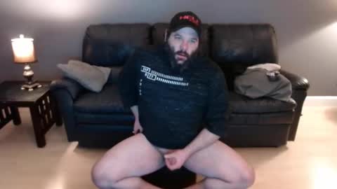 Snapshot of x69xsmilyx69x chatting on January 24, 5:31 am Kevin online show from January 24, 5:31 am